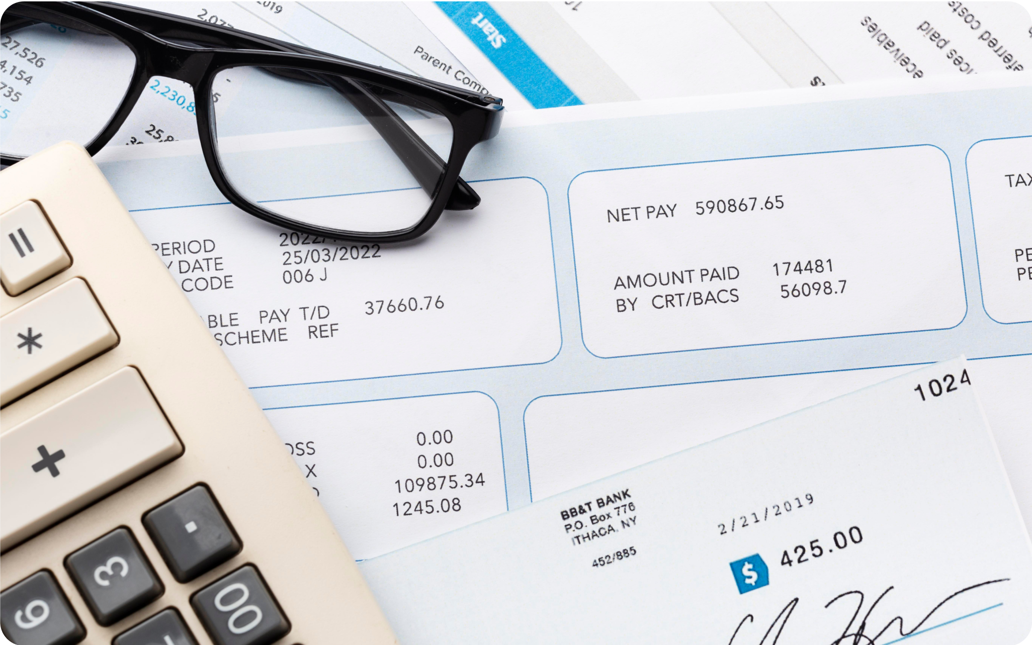 Withdrawal interface showing bank transfer process